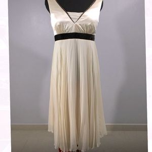 SOLD - BCBG elegant dress, midi, pleated skirt, velvet details, size 6